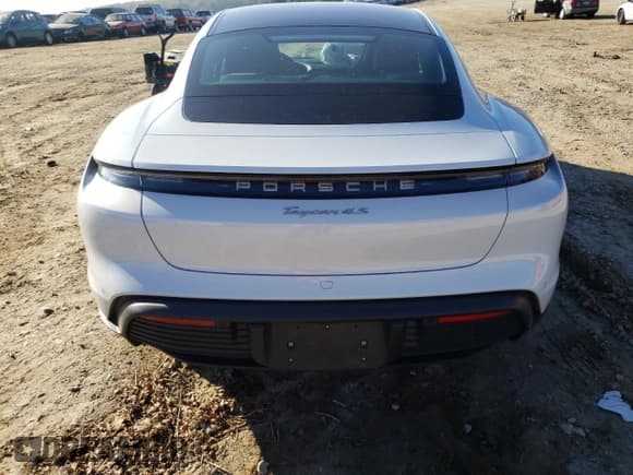 ✅ 2022 Porsche Taycan 4S • VIN: WP0AB2Y14NSA44380 • Lot: 68717622. Listed on Copart with Not provided. Free auction sales archive from the USA and detailed vehicle history report at DreamBid. Image 6.