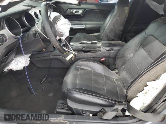 ✅ 2020 Ford Mustang GT Premium • VIN: 1FA6P8CF3L5118898 • Lot: 81338695. Listed on Copart with 91,966 mi. Free auction sales archive from the USA and detailed vehicle history report at DreamBid. Image 7.