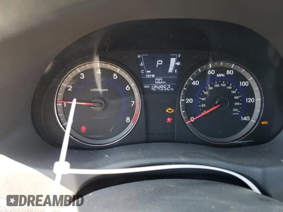 ✅ 2013 Hyundai Accent GLS • VIN: KMHCT4AE3DU441752 • Лот: 61748994. Опубликован ранее на Copart с пробегом 124 952 миль. Бесплатный доступ к архиву аукционных продаж из США и подробный отчёт об истории автомобиля на DreamBid. Изображение 9.