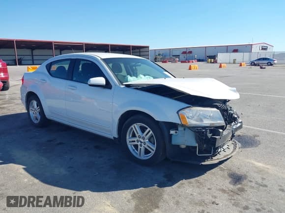 ✅ 2012 Dodge Avenger SXT • VIN: 1C3CDZCB8CN209193 • Лот: 43423972. Опубликован ранее на IAAI с пробегом 107 450 миль. Бесплатный доступ к архиву аукционных продаж из США и подробный отчёт об истории автомобиля на DreamBid. Изображение 1.