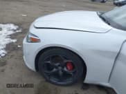 ✅ 2018 Alfa Romeo Giulia Ti Sport • VIN: ZARFAEEN4J7575502 • Лот: 41506566. Опубликован ранее на IAAI с пробегом 85 786 миль. Бесплатный доступ к архиву аукционных продаж из США и подробный отчёт об истории автомобиля на DreamBid. Изображение 18.