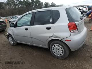 ✅ 2007 Chevrolet Aveo LS • VIN: KL1TD66627B697516 • Lot: 46631235. Wystawiony na Copart z przebiegiem 154 931 mil. Bezpłatny archiwum sprzedaży aukcyjnych z USA i szczegółowy raport historii pojazdu na DreamBid. Zdjęcie 2.