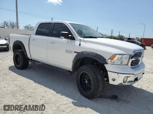✅ 2018 Ram 1500 Big Horn • VIN: 1C6RR7LM9JS227074 • Лот: 53315045. Опубликован ранее на Copart с пробегом 93 020 миль. Бесплатный доступ к архиву аукционных продаж из США и подробный отчёт об истории автомобиля на DreamBid. Изображение 4.