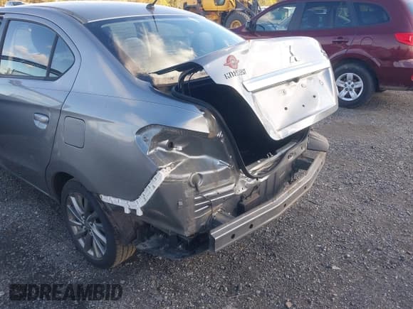 ✅ 2018 Mitsubishi Mirage ES • VIN: ML32F3FJ4JHF15911 • Лот: 43452508. Опубликован ранее на IAAI с пробегом 67 618 миль. Бесплатный доступ к архиву аукционных продаж из США и подробный отчёт об истории автомобиля на DreamBid. Изображение 6.