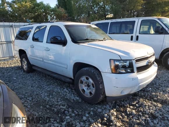 2009 Chevrolet Suburban 2LT с VIN 1GNFK263X9R276039, выставлен на аукционе Copart как лот 86519965 с пробегом 244 305 миль миль и Списание • Salvage title. История ставок и продаж доступна на DreamBid. Изображение 4.