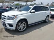 ✅ 2015 Mercedes-Benz GL 550 • VIN: 4JGDF7DE4FA479407 • Лот: 42261499. Опубликован ранее на IAAI с пробегом 93 462 миль. Бесплатный доступ к архиву аукционных продаж из США и подробный отчёт об истории автомобиля на DreamBid. Изображение 18.