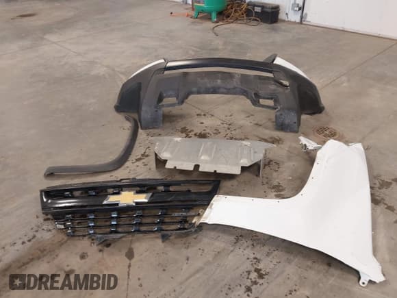 ✅ 2018 Chevrolet Colorado 4WD ZR2 • VIN: 1GCGTEENXJ1315665 • Лот: 43617466. Опубликован ранее на IAAI с пробегом 106 104 миль. Бесплатный доступ к архиву аукционных продаж из США и подробный отчёт об истории автомобиля на DreamBid. Изображение 12.