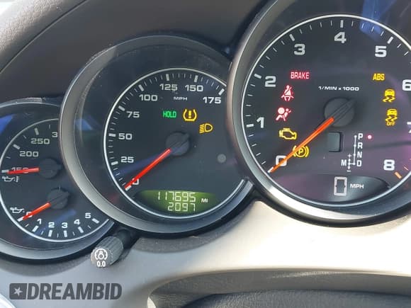 ✅ 2017 Porsche Cayenne • VIN: WP1AA2A2XHKA85652 • Lot: 41867384. Listed on IAAI with 117,695 mi. Free auction sales archive from the USA and detailed vehicle history report at DreamBid. Image 15.