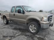 ✅ 2006 Ford F-250 XL • VIN: 1FTSX21526EB73931 • Лот: 90712985. Опубликован ранее на Copart с пробегом 129 548 миль. Бесплатный доступ к архиву аукционных продаж из США и подробный отчёт об истории автомобиля на DreamBid. Изображение 4.
