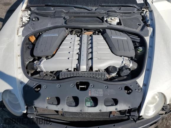 ✅ 2007 Bentley Flying Spur • VIN: SCBBR93W47C040077 • Lot: 91428295. Wystawiony na Copart z przebiegiem Nie podano. Bezpłatny archiwum sprzedaży aukcyjnych z USA i szczegółowy raport historii pojazdu na DreamBid. Zdjęcie 11.