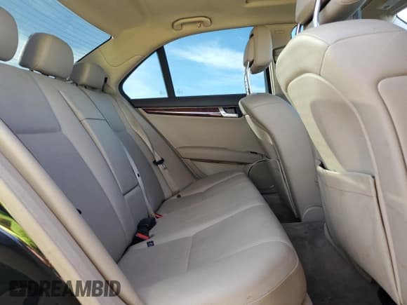 ✅ 2010 Mercedes-Benz C 300 Sport • VIN: WDDGF8BB2AF462008 • Lot: 90930545. Listed on Copart with 142,150 mi. Free auction sales archive from the USA and detailed vehicle history report at DreamBid. Image 10.