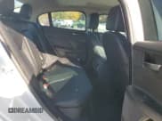 ✅ 2018 Jaguar XE 25t • VIN: SAJAS4FX9JCP34826 • Lot: 76911304. Wystawiony na Copart z przebiegiem 123 784 mil. Bezpłatny archiwum sprzedaży aukcyjnych z USA i szczegółowy raport historii pojazdu na DreamBid. Zdjęcie 10.