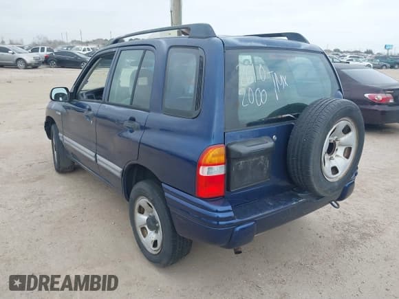✅ 2002 Suzuki Vitara JLX • VIN: 2S3TD52V026102000 • Лот: 41579808. Опубликован ранее на IAAI с пробегом 1 949 292 миль. Бесплатный доступ к архиву аукционных продаж из США и подробный отчёт об истории автомобиля на DreamBid. Изображение 3.