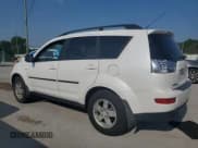 ✅ 2008 Mitsubishi Outlander ES • VIN: JA4LT21W38Z004760 • Lot: 59274325. Listed on Copart with 102,060 mi. Free auction sales archive from the USA and detailed vehicle history report at DreamBid. Image 2.