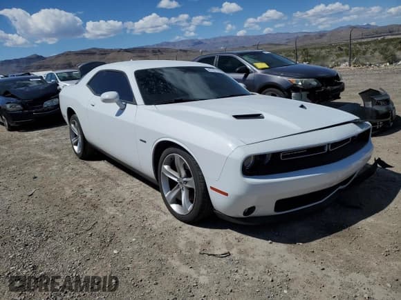 ✅ 2017 Dodge Challenger R/T • VIN: 2C3CDZBT2HH639229 • Lot: 47707184. Wystawiony na Copart z przebiegiem 107 131 mil. Bezpłatny archiwum sprzedaży aukcyjnych z USA i szczegółowy raport historii pojazdu na DreamBid. Zdjęcie 4.