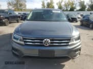 ✅ 2021 Volkswagen Tiguan SE • VIN: 3VV3B7AX5MM106170 • Lot: 84768035. Wystawiony na Copart z przebiegiem 86 942 mil. Bezpłatny archiwum sprzedaży aukcyjnych z USA i szczegółowy raport historii pojazdu na DreamBid. Zdjęcie 5.