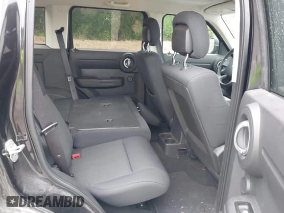 ✅ 2011 Dodge Nitro Heat • VIN: 1D4PU4GK8BW602617 • Lot: 42359467. Listed on IAAI with 91,118 mi. Free auction sales archive from the USA and detailed vehicle history report at DreamBid. Image 8.