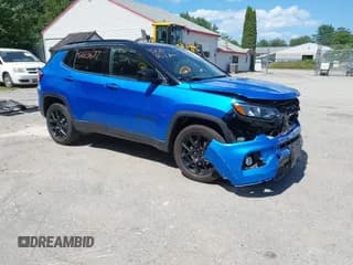 ✅ 2022 Jeep Compass Latitude • VIN: 3C4NJDBB9NT171445 • Лот: 42813677. Опубликован ранее на IAAI с пробегом 20 732 миль. Бесплатный доступ к архиву аукционных продаж из США и подробный отчёт об истории автомобиля на DreamBid. Изображение 1.