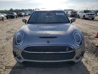 ✅ 2024 MINI Clubman Cooper S • VIN: WMWXJ1C05R2U30991 • Lot: 68023704. Listed on Copart with Not provided. Free auction sales archive from the USA and detailed vehicle history report at DreamBid. Image 5.