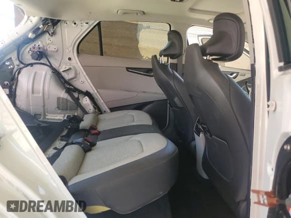 ✅ 2023 Kia Niro Wave • VIN: KNDCT3L19P5015636 • Lot: 51803045. Wystawiony na Copart z przebiegiem 27 571 mil. Bezpłatny archiwum sprzedaży aukcyjnych z USA i szczegółowy raport historii pojazdu na DreamBid. Zdjęcie 10.