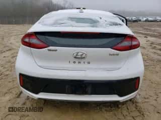 2017 Hyundai Ioniq SEL z VIN KMHC75LC3HU049933, wystawiony jako Copart lot #38269004 z przebiegiem 66 417 mil mil oraz . Historia ofert i sprzedaży dostępna na DreamBid. Obrazek 6.