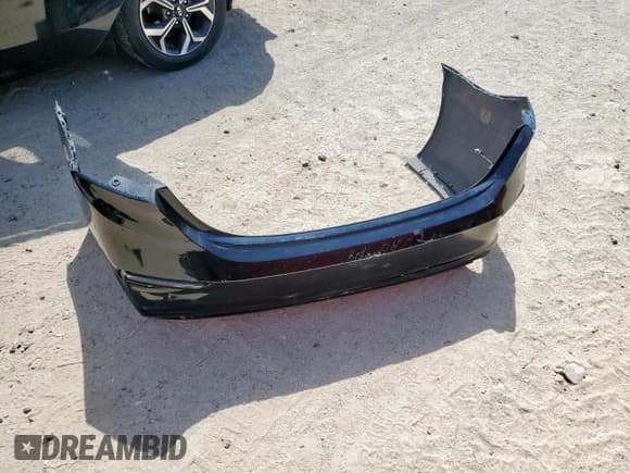 ✅ 2019 Kia Forte LXS • VIN: 3KPF24AD8KE077142 • Lot: 81458915. Listed on Copart with 108,817 mi. Free auction sales archive from the USA and detailed vehicle history report at DreamBid. Image 12.