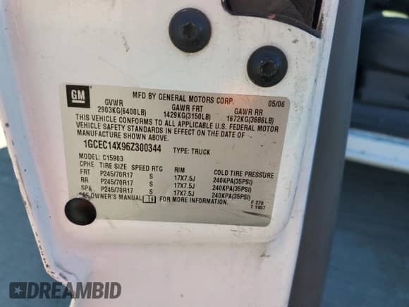 2006 Chevrolet Silverado 1500 Work Truck z VIN 1GCEC14X96Z300344, wystawiony jako Copart lot #45609325 z przebiegiem 109 349 mil mil oraz Szkoda całkowita • Salvage title. Historia ofert i sprzedaży dostępna na DreamBid. Obrazek 12.
