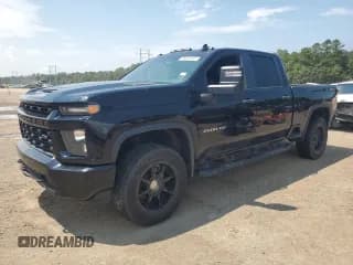 ✅ 2020 Chevrolet Silverado 2500HD Custom • VIN: 1GC4YME71LF110144 • Лот: 69834165. Опубликован ранее на Copart с пробегом Не указан. Бесплатный доступ к архиву аукционных продаж из США и подробный отчёт об истории автомобиля на DreamBid. Изображение 1.