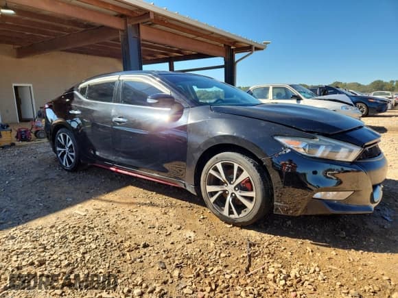 ✅ 2016 Nissan Maxima Platinum • VIN: 1N4AA6AP8GC410866 • Lot: 86708135. Wystawiony na Copart z przebiegiem 187 145 mil. Bezpłatny archiwum sprzedaży aukcyjnych z USA i szczegółowy raport historii pojazdu na DreamBid. Zdjęcie 4.