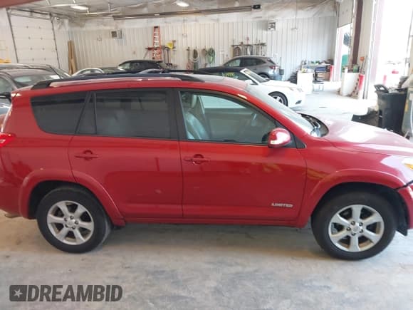 ✅ 2011 Toyota RAV4 Limited • VIN: 2T3DK4DV7BW039465 • Lot: 42724312. Listed on IAAI with 188,461 mi. Free auction sales archive from the USA and detailed vehicle history report at DreamBid. Image 13.