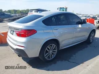 ✅ 2017 BMW X4 M40i • VIN: 5UXXW7C59H0U25949 • Lot: 43245359. Wystawiony na IAAI z przebiegiem 136 641 mil. Bezpłatny archiwum sprzedaży aukcyjnych z USA i szczegółowy raport historii pojazdu na DreamBid. Zdjęcie 4.