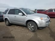✅ 2007 Saturn VUE V6 • VIN: 5GZCZ53417S828053 • Lot: 45776795. Wystawiony na Copart z przebiegiem 130 491 mil. Bezpłatny archiwum sprzedaży aukcyjnych z USA i szczegółowy raport historii pojazdu na DreamBid. Zdjęcie 4.