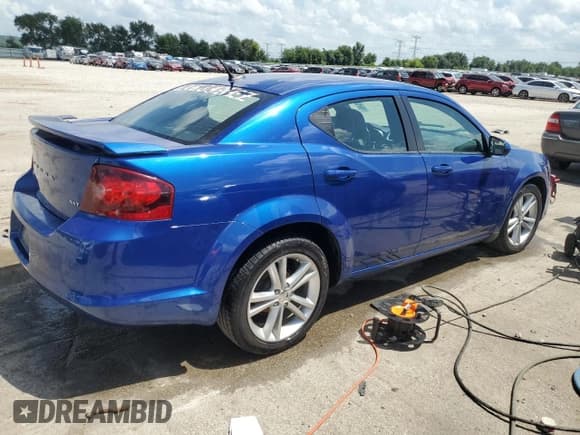 ✅ 2014 Dodge Avenger SXT • VIN: 1C3CDZCG3EN217555 • Лот: 65615455. Опубликован ранее на Copart с пробегом 110 974 миль. Бесплатный доступ к архиву аукционных продаж из США и подробный отчёт об истории автомобиля на DreamBid. Изображение 3.