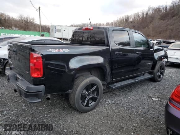 ✅ 2021 Chevrolet Colorado 4WD LT • VIN: 1GCGTCENXM1291425 • Lot: 82766084. Wystawiony na Copart z przebiegiem 40 730 mil. Bezpłatny archiwum sprzedaży aukcyjnych z USA i szczegółowy raport historii pojazdu na DreamBid. Zdjęcie 3.