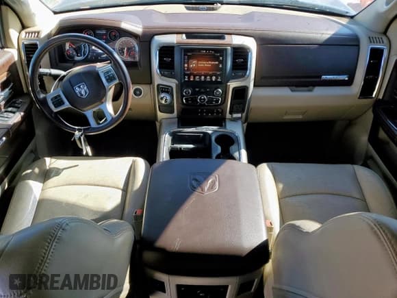 ✅ 2016 Ram 1500 Laramie • VIN: 1C6RR6NM2GS107522 • Лот: 90805325. Опубликован ранее на Copart с пробегом 146 206 миль. Бесплатный доступ к архиву аукционных продаж из США и подробный отчёт об истории автомобиля на DreamBid. Изображение 8.