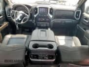 ✅ 2021 Chevrolet Silverado 1500 LTZ • VIN: 3GCUYGETXMG279979 • Lot: 70280345. Wystawiony na Copart z przebiegiem 101 200 mil. Bezpłatny archiwum sprzedaży aukcyjnych z USA i szczegółowy raport historii pojazdu na DreamBid. Zdjęcie 8.