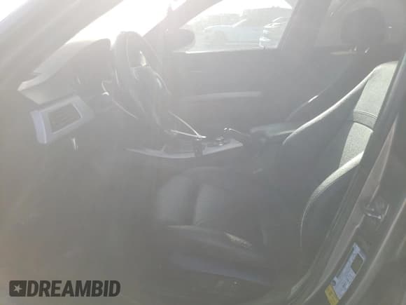 ✅ 2011 BMW 3 Series 335i • VIN: WBAPM5C56BE577285 • Лот: 80870965. Опубликован ранее на Copart с пробегом 112 224 миль. Бесплатный доступ к архиву аукционных продаж из США и подробный отчёт об истории автомобиля на DreamBid. Изображение 7.