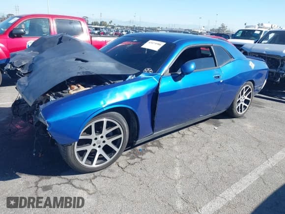 ✅ 2009 Dodge Challenger R/T • VIN: 2B3LJ54T79H588064 • Lot: 43474986. Wystawiony na IAAI z przebiegiem Nie podano. Bezpłatny archiwum sprzedaży aukcyjnych z USA i szczegółowy raport historii pojazdu na DreamBid. Zdjęcie 17.