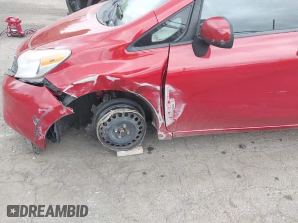 ✅ 2014 Nissan Note SV • VIN: 3N1CE2CPXEL394560 • Lot: 42318947. Listed on IAAI with 162,062 mi. Free auction sales archive from the USA and detailed vehicle history report at DreamBid. Image 6.