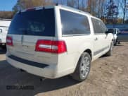 ✅ 2007 Lincoln Navigator • VIN: 5LMFL27527LJ20446 • Lot: 43723385. Listed on IAAI with 219,782 mi. Free auction sales archive from the USA and detailed vehicle history report at DreamBid. Image 4.