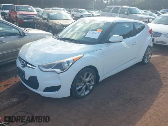 ✅ 2016 Hyundai Veloster • VIN: KMHTC6ADXGU254368 • Lot: 41531324. Wystawiony na IAAI z przebiegiem 104 196 mil. Bezpłatny archiwum sprzedaży aukcyjnych z USA i szczegółowy raport historii pojazdu na DreamBid. Zdjęcie 2.