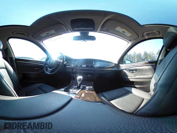 ✅ 2016 BMW 5 Series 528i • VIN: WBA5A5C50GG355059 • Lot: 43118853. Listed on IAAI with 78,009 mi. Free auction sales archive from the USA and detailed vehicle history report at DreamBid. Image 18.