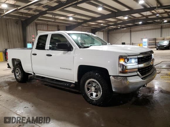 ✅ 2018 Chevrolet Silverado 1500 LS • VIN: 1GCRCNEH1JZ295343 • Лот: 45388165. Опубликован ранее на Copart с пробегом 142 339 миль. Бесплатный доступ к архиву аукционных продаж из США и подробный отчёт об истории автомобиля на DreamBid. Изображение 4.