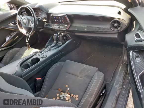 2022 Chevrolet Camaro LT1 с VIN 1G1FF1R76N0104006, выставлен на аукционе Copart как лот 85329035 с пробегом 26 797 миль миль и Списание • Salvage title. История ставок и продаж доступна на DreamBid. Изображение 8.