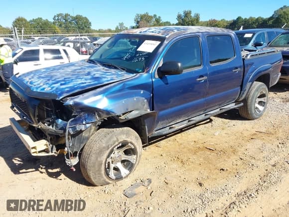 ✅ 2008 Toyota Tacoma PreRunner • VIN: 5TEJU62N08Z490293 • Lot: 43459092. Listed on IAAI with 265,407 mi. Free auction sales archive from the USA and detailed vehicle history report at DreamBid. Image 19.