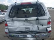 ✅ 2011 Mercury Mariner Premier • VIN: 4M2CN8H79BKJ02879 • Lot: 41961370. Listed on IAAI with 161,793 mi. Free auction sales archive from the USA and detailed vehicle history report at DreamBid. Image 15.