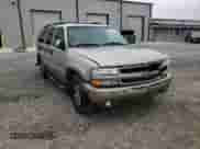 2003 Chevrolet Suburban Z71 z VIN 3GNFK16Z93G197080, wystawiony jako Copart lot #79689684 z przebiegiem 254 809 mil mil oraz Szkoda całkowita • Salvage title. Historia ofert i sprzedaży dostępna na DreamBid. Obrazek 12.