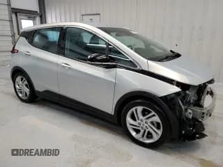 ✅ 2023 Chevrolet Bolt EV 1LT • VIN: 1G1FW6S00P4171089 • Lot: 54933344. Wystawiony na Copart z przebiegiem 16 295 mil. Bezpłatny archiwum sprzedaży aukcyjnych z USA i szczegółowy raport historii pojazdu na DreamBid. Zdjęcie 4.