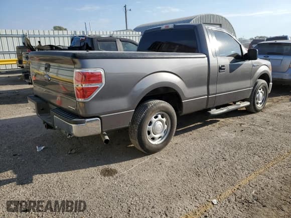 ✅ 2012 Ford F-150 XL • VIN: 1FTMF1CM3CKE33986 • Lot: 81839145. Listed on Copart with 107,396 mi. Free auction sales archive from the USA and detailed vehicle history report at DreamBid. Image 3.