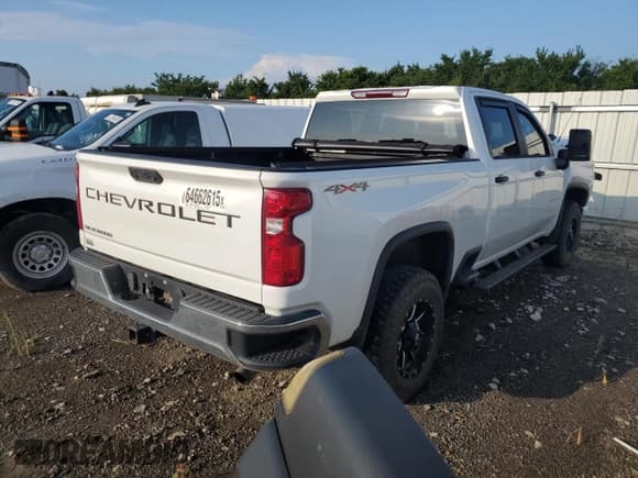 ✅ 2021 Chevrolet Silverado 2500HD Work Truck • VIN: 1GC4YLE71MF275932 • Lot: 64662615. Wystawiony na Copart z przebiegiem Nie podano. Bezpłatny archiwum sprzedaży aukcyjnych z USA i szczegółowy raport historii pojazdu na DreamBid. Zdjęcie 3.